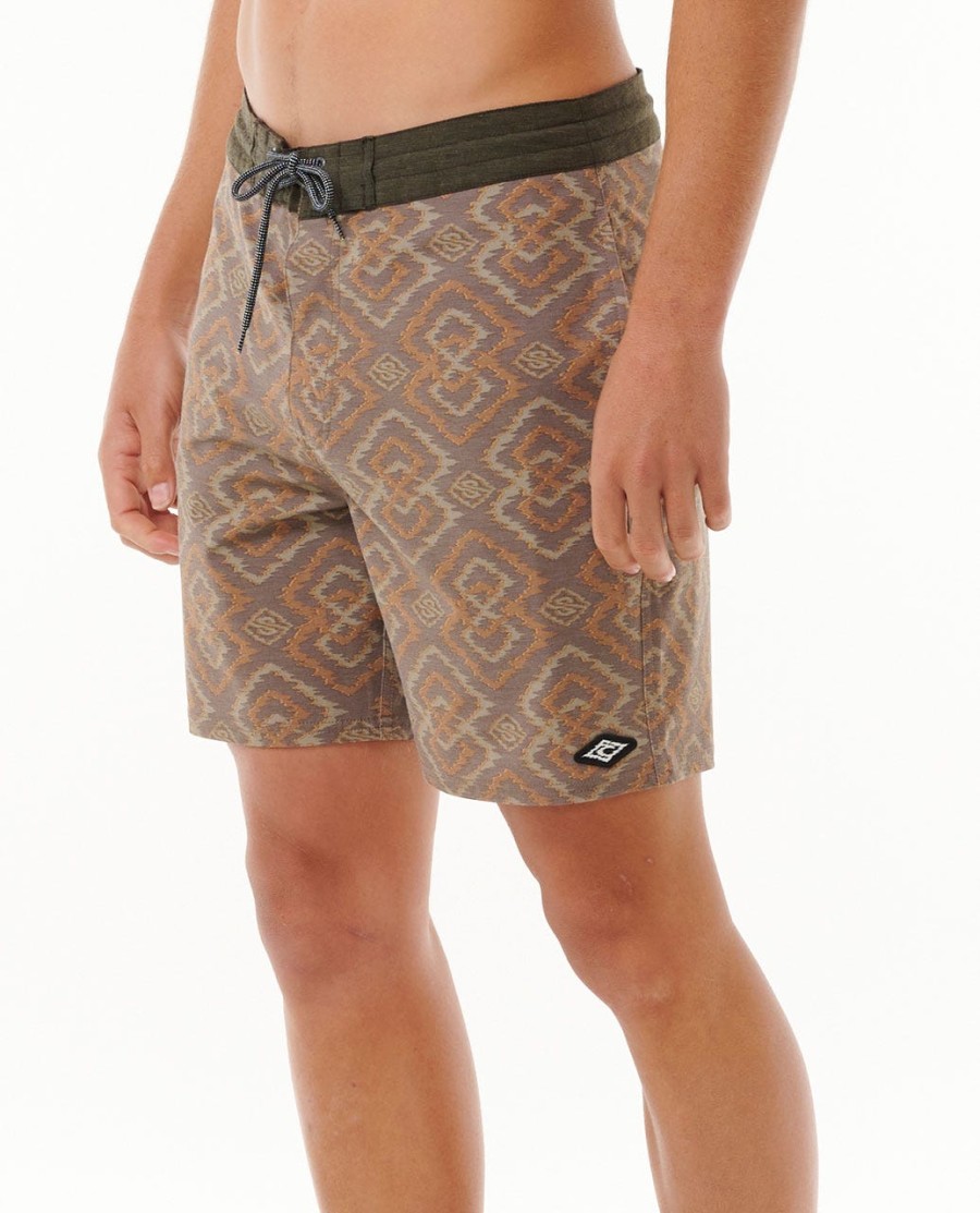 distorcido gem 19 quot layday boardshort