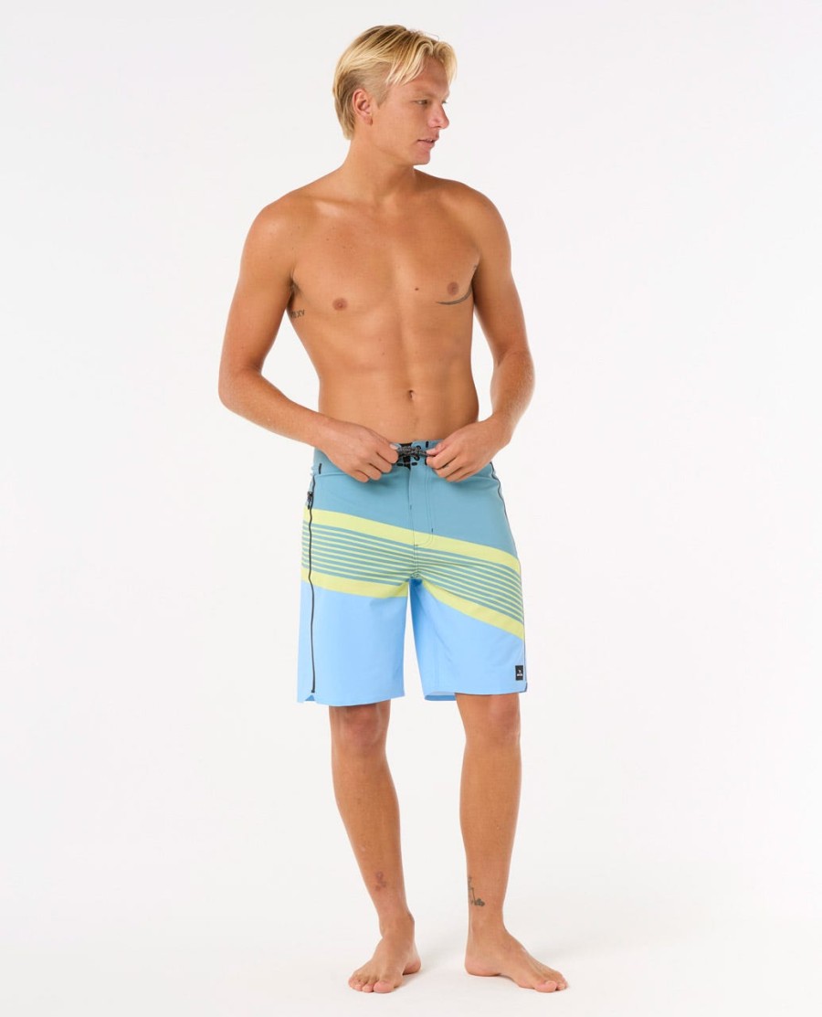 mirage inverter ultimate 20 quot boardshorts