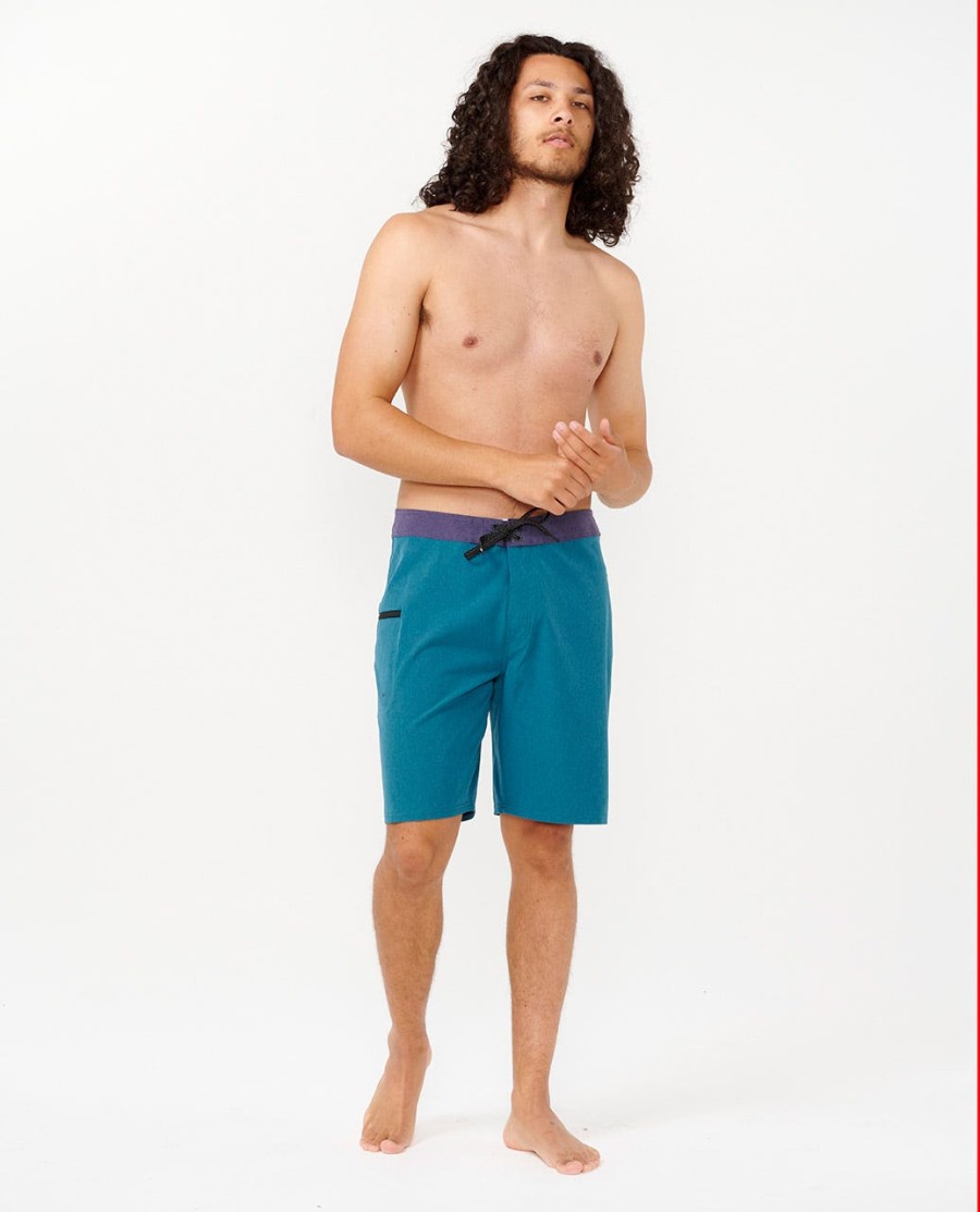 mirage core 20 quot boardshort
