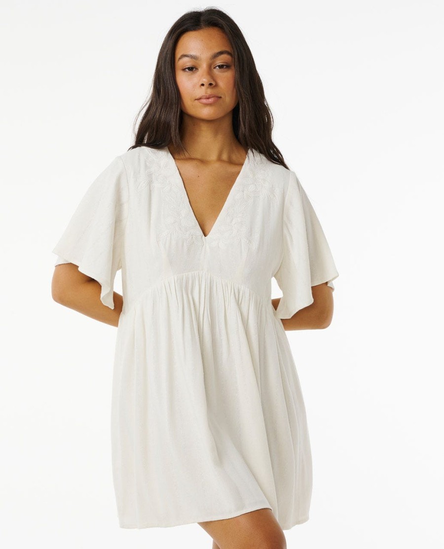 vestido bordado tiki